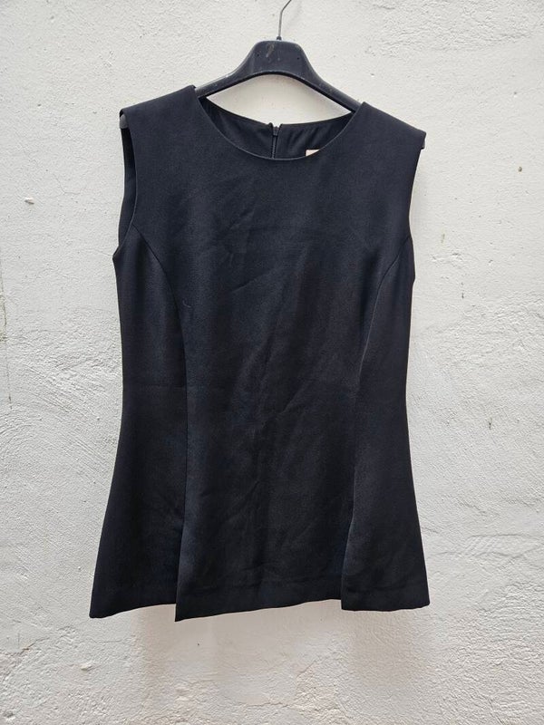 Camiseta negra de vestir talla 42 de Carolina Merino