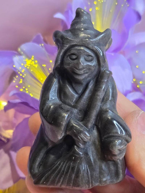 Obsidiaan heksen sculptuur