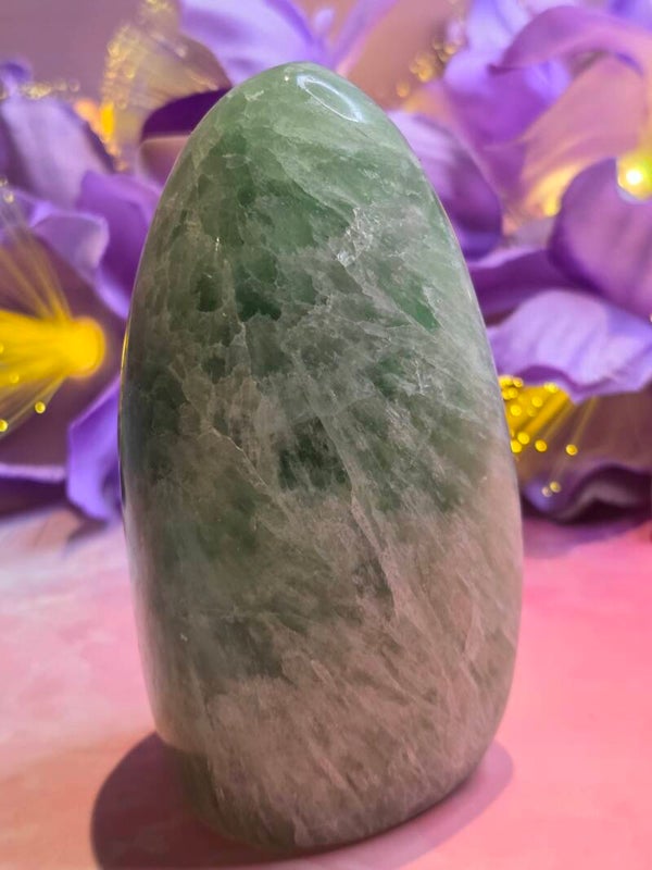 Groene fluoriet sculptuur