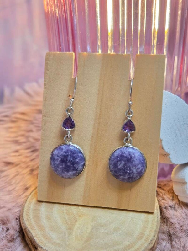 Lepidoliet met amethist facet oorhangers