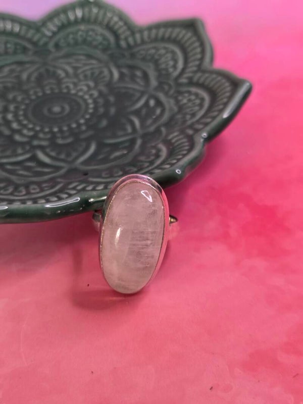 Regenboogmaansteen ring