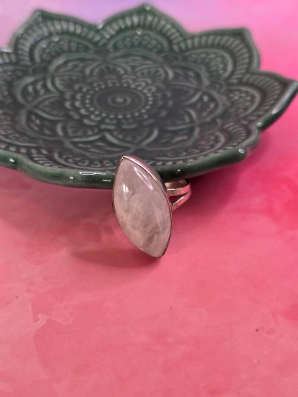Regenboogmaansteen ring