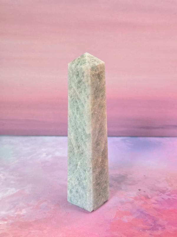 Amazoniet obelisk