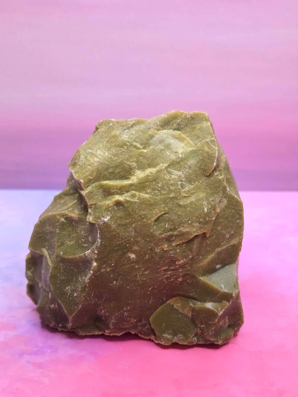 Groene opaal ruw stuk