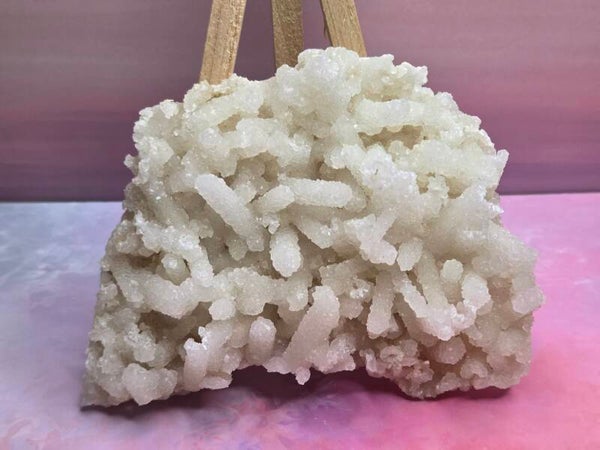 Witte prehniet cluster