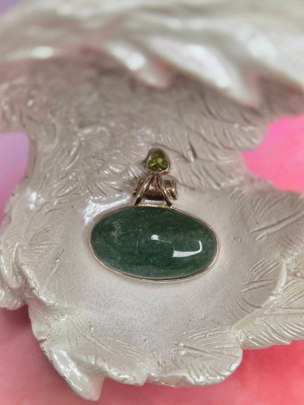 Groene aventurijn met peridoot hanger
