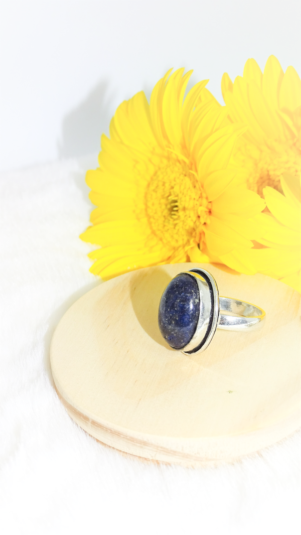 Lapis lazuli ring