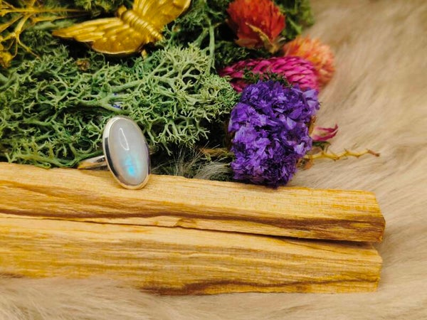 Regenboogmaansteen fijn ringetje