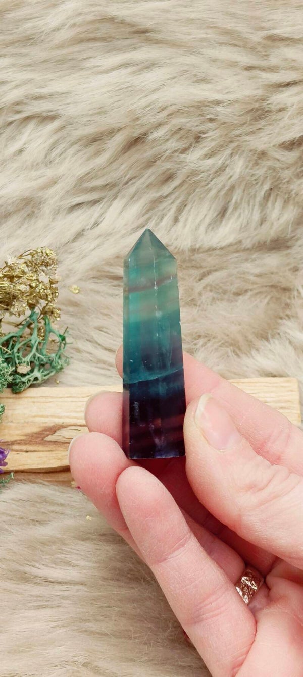 Regenboogfluoriet obelisk **GERESERVEERD**