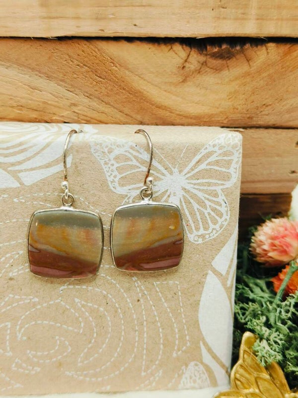 Polychroom jaspis oorhangers