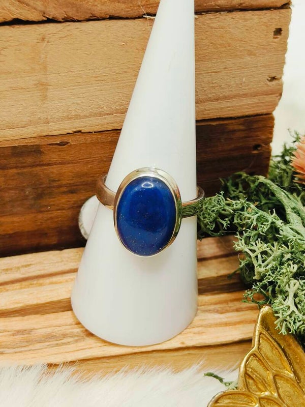 Lapis lazuli ring