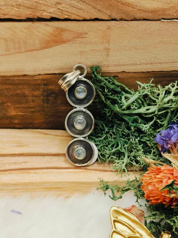 Regenboogmaansteen hanger