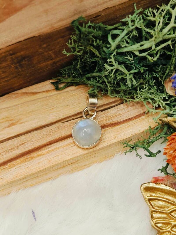 Regenboogmaansteen hangertje