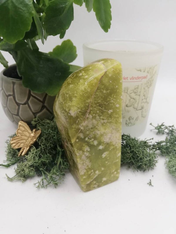 Serpentijn sculptuur