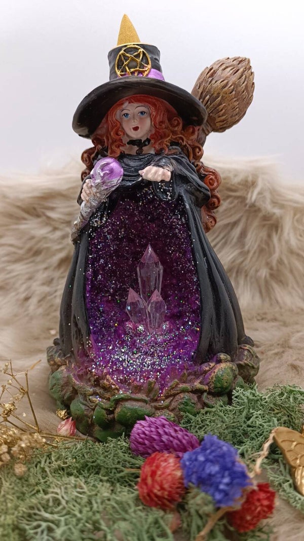 Kegelbrander heks met LED-licht diamanten