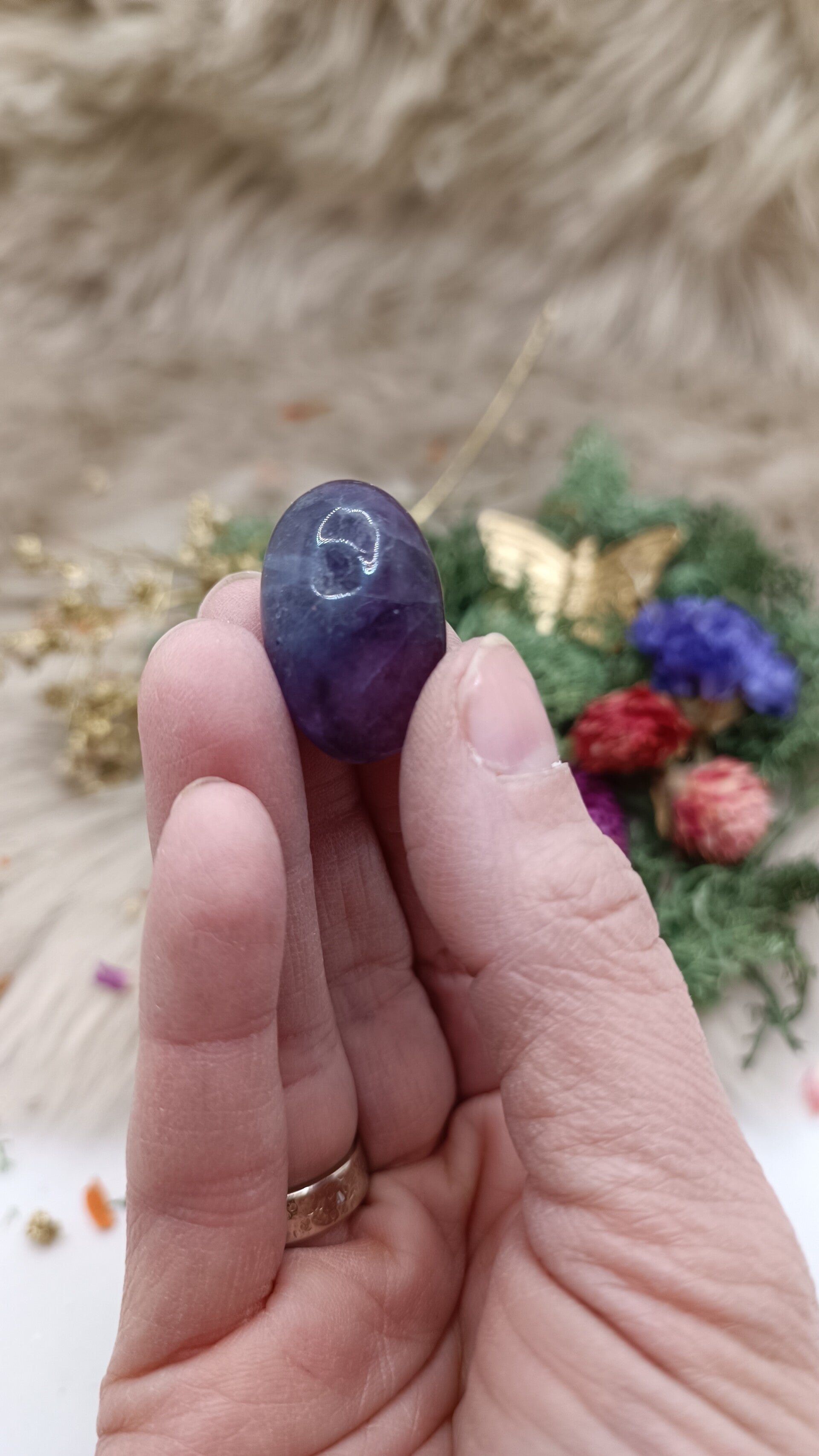 Paarse fluoriet trommelsteen S-M