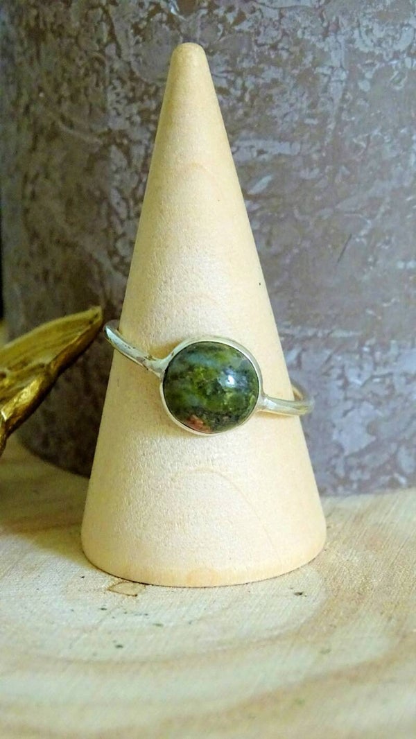 Unakiet zilveren ring