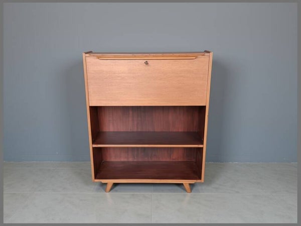 Cees Braakman for Pastoe Oak Veneer Secretary Desk – 1950s/60s