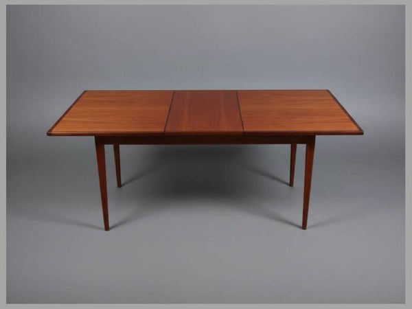 Louis van Teeffelen Extendable Dining Table in Teak Veneer, Mid-Century Modern, Netherlands 1960s