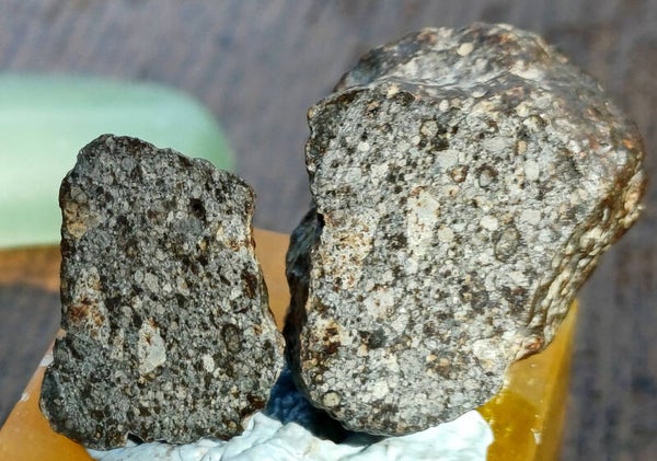 Meteorite NWA 869 split in 2 and polished 31.27 grams