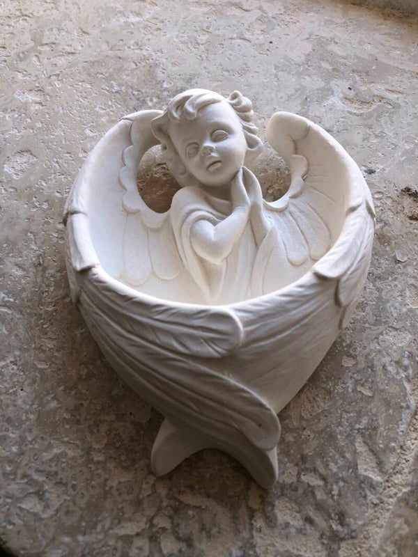 Bénitier ange avec ailes