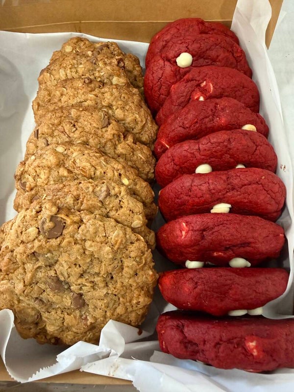 3 Cookies Weekend Menu Special