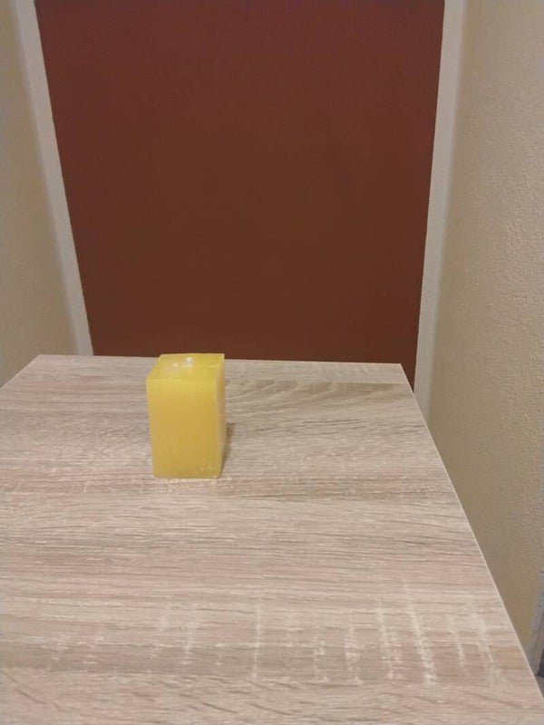 Eckige Kerze mit Rundeecken