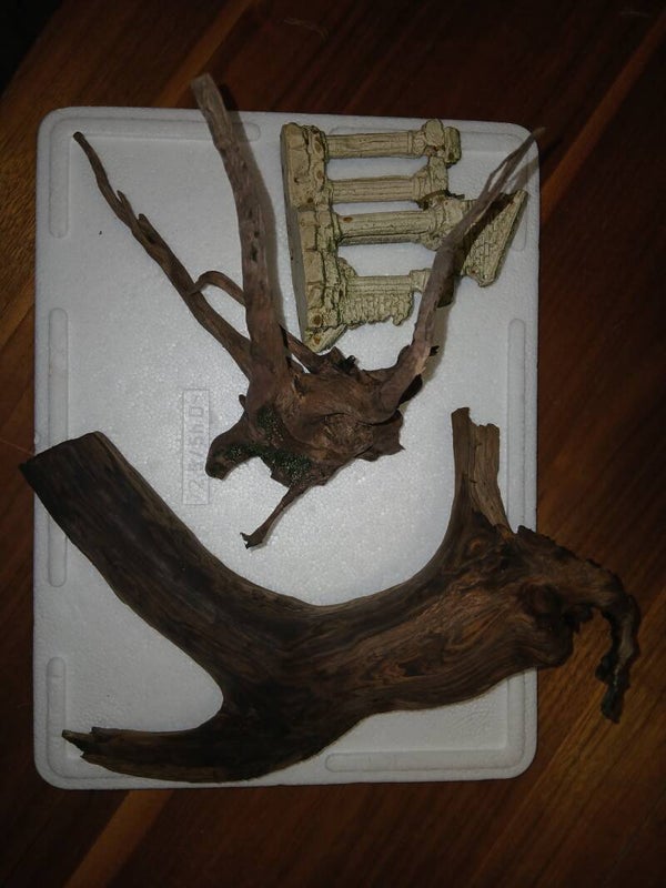 Posten Aquarium Deko 3 Teile 10,00€ (Gebrauchtware)