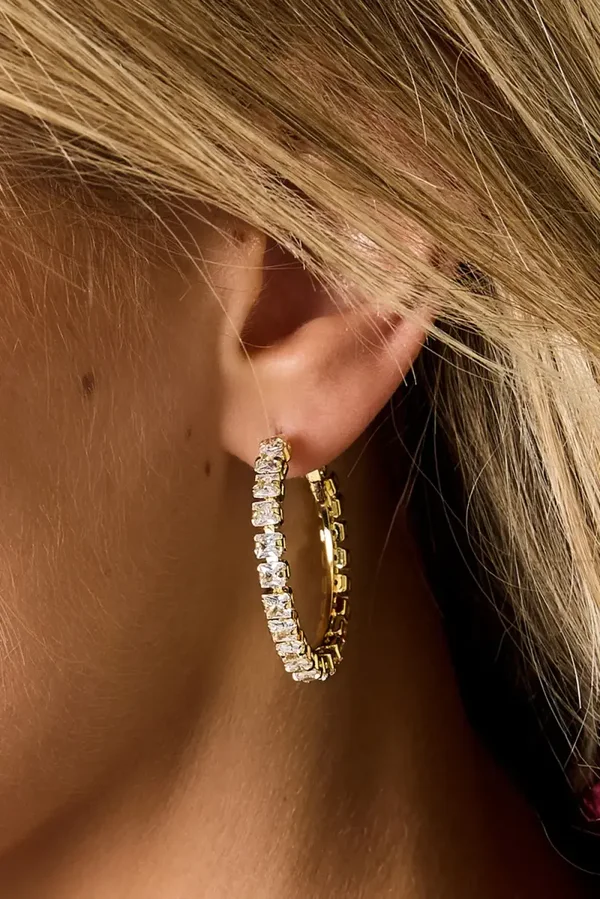 Diamond earrings gold