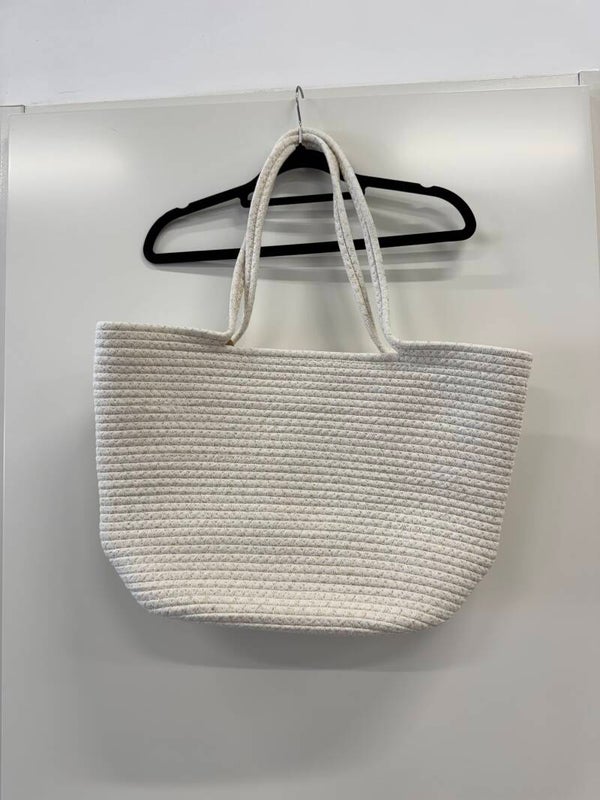 Witte grote tas met goud