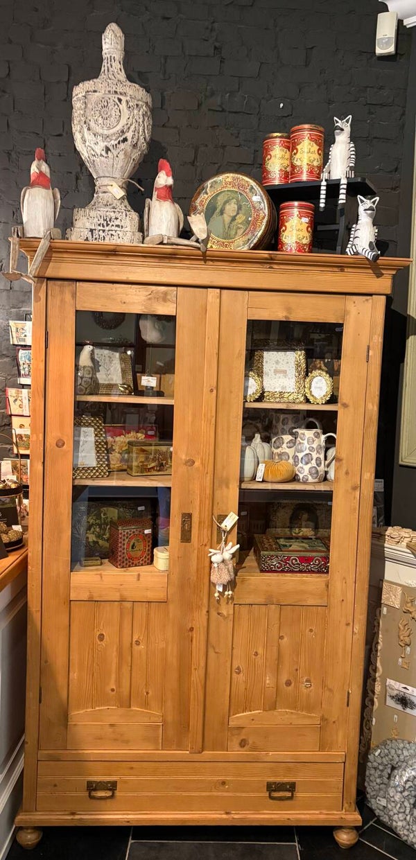 Brocante grenen kast