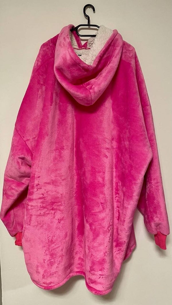 Kuschelponcho mit Ärmel