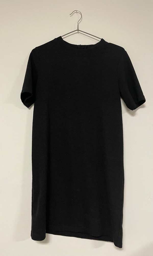 Schwarzes mini Kleid