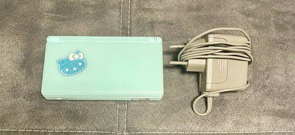 Nintendo DS Lite