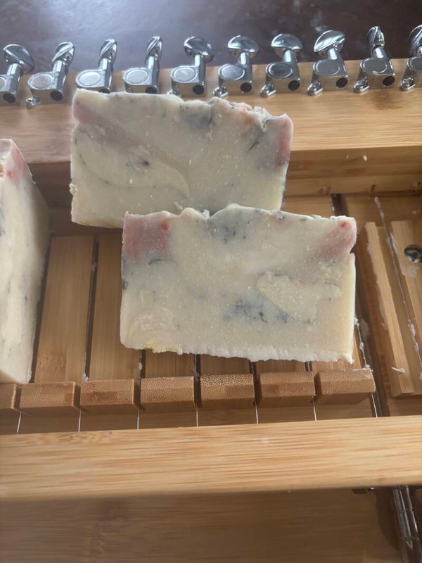 Frozen apple pie- note scent apple, vanilla ,