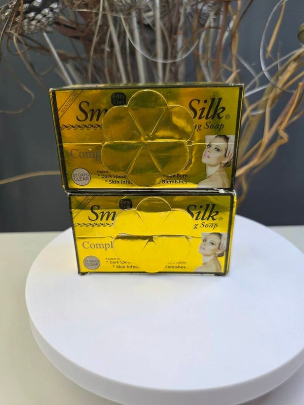 Smooth As Silk Exfoliating Complexion Toning Soap 200g
