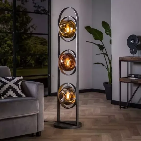 Moderne design vloerlamp Mira 3-lichts met gekleurde gedeukte glazen