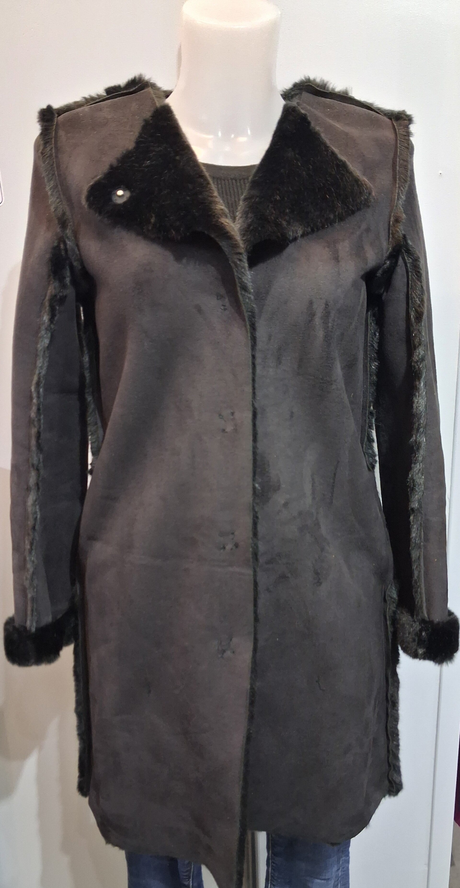 KV54 Manteau noir H&M 34