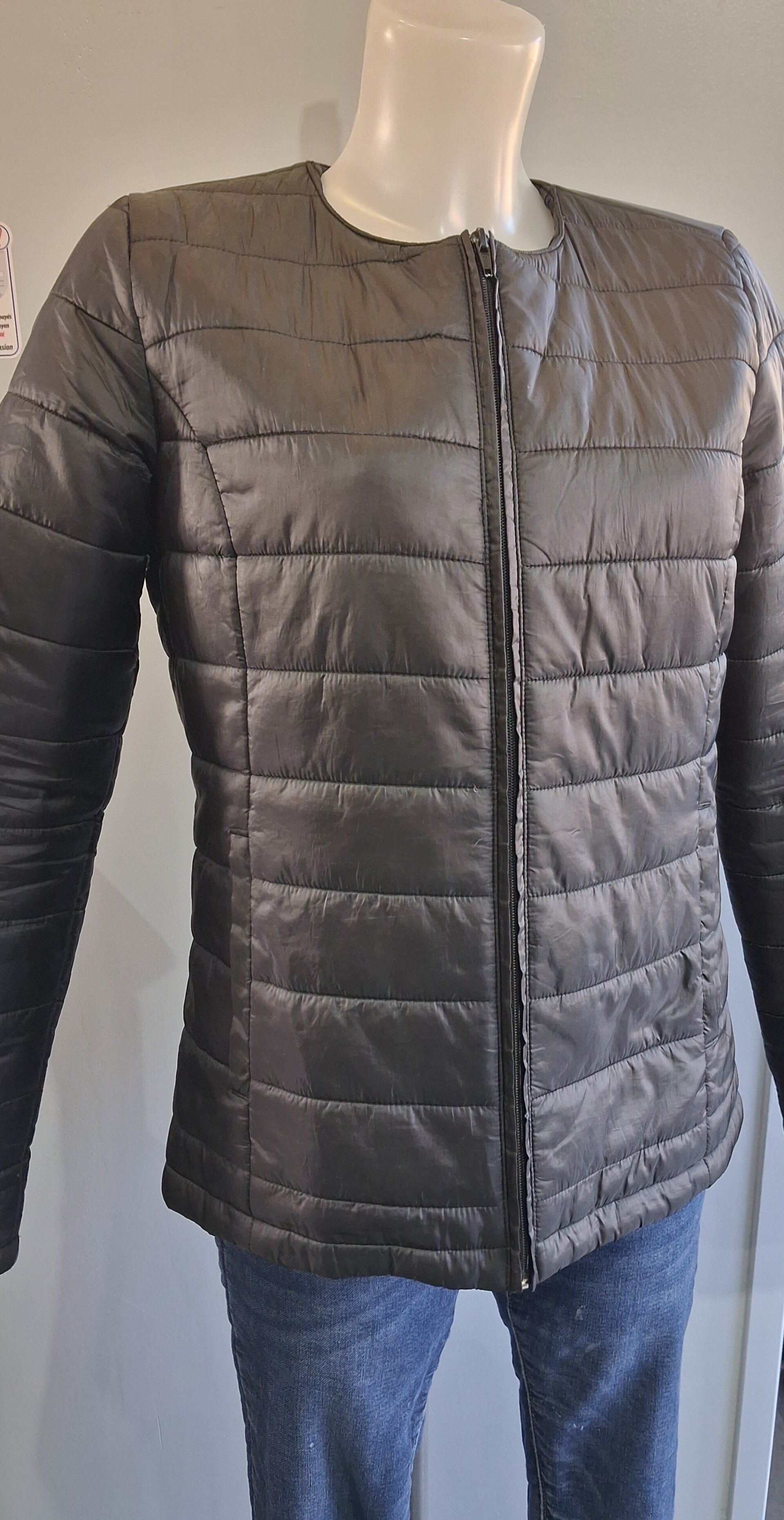 CC23 Doudoune noire Tissaia L