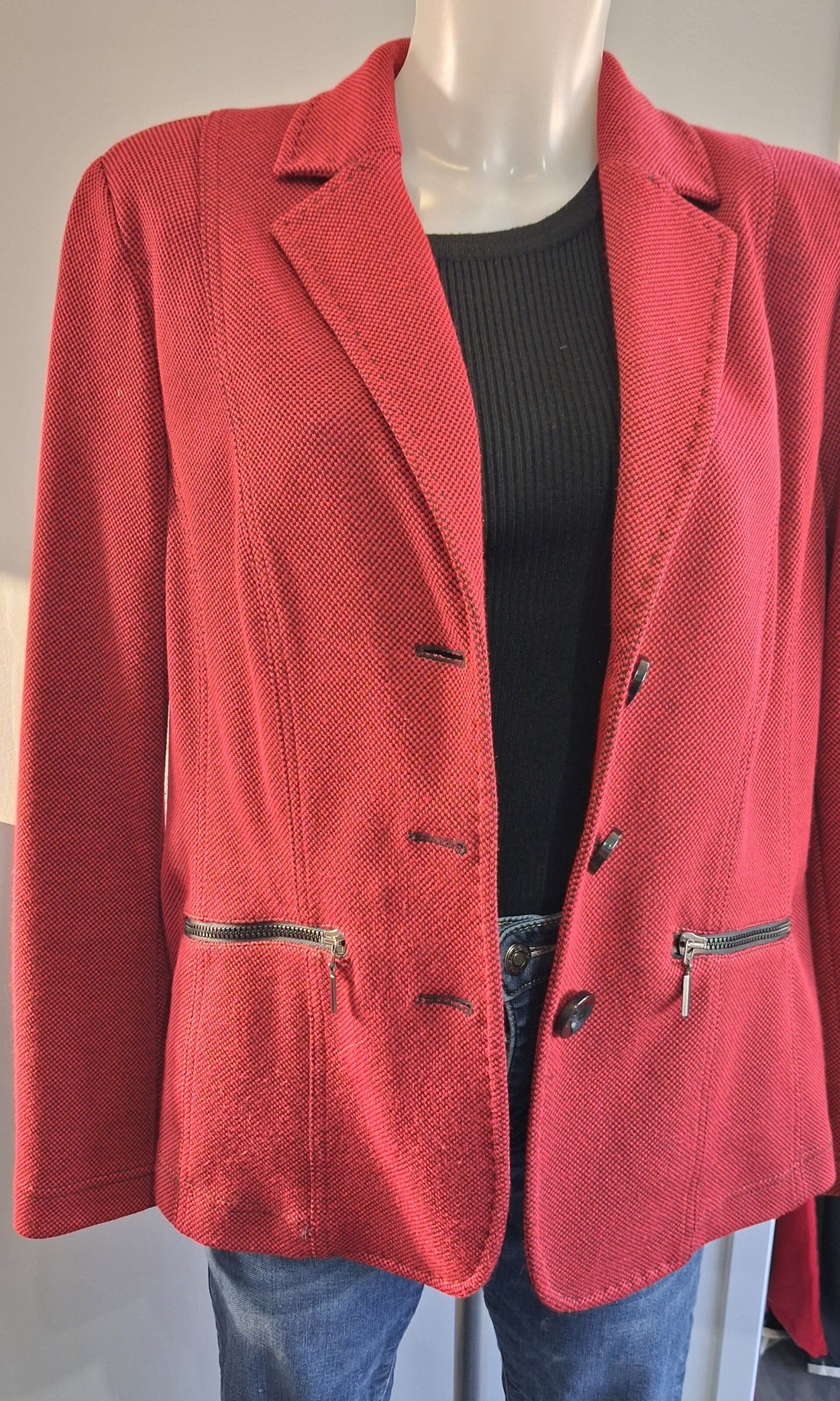 LCH2 Veste rouge Rabe 46