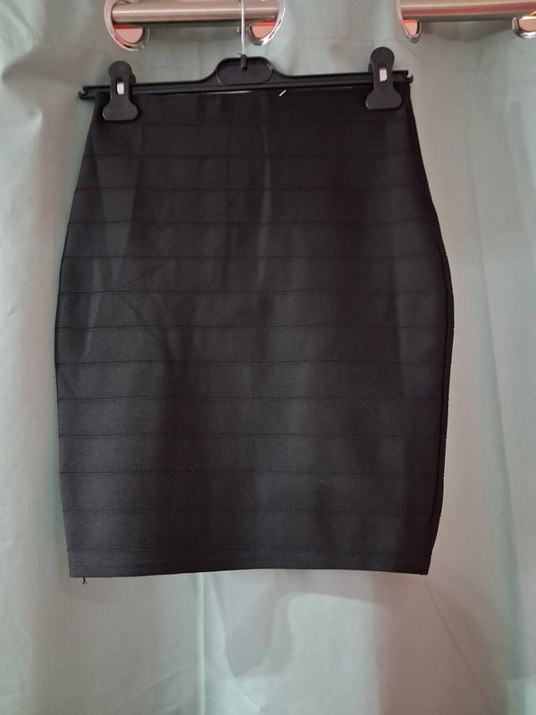 Jupe moulante noire XS