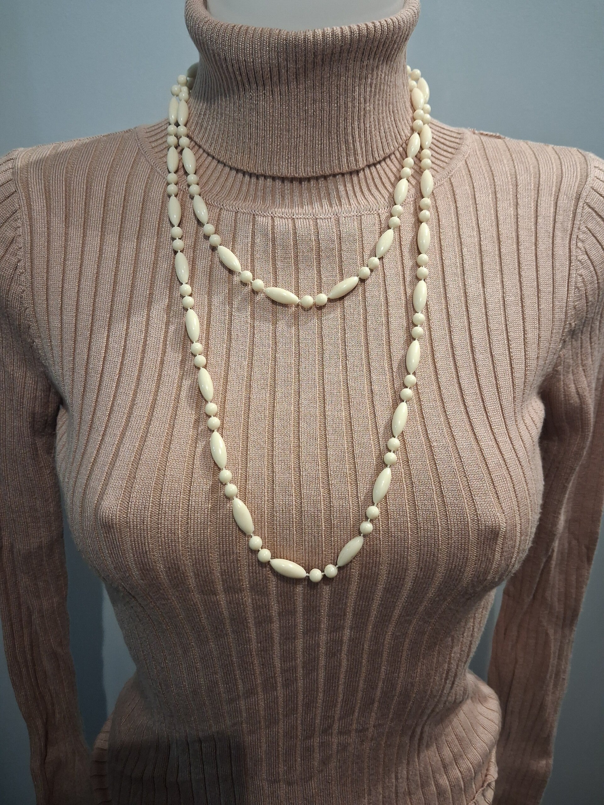 CO0005 Sautoir perles synthétique