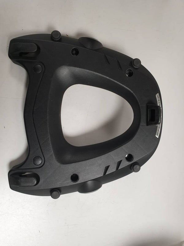 Z668 - Givi - Topplaat voor M5