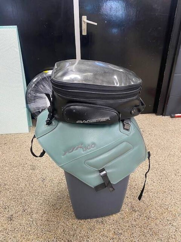 FJR 1300 2004 Bagster tank cover met tanktas