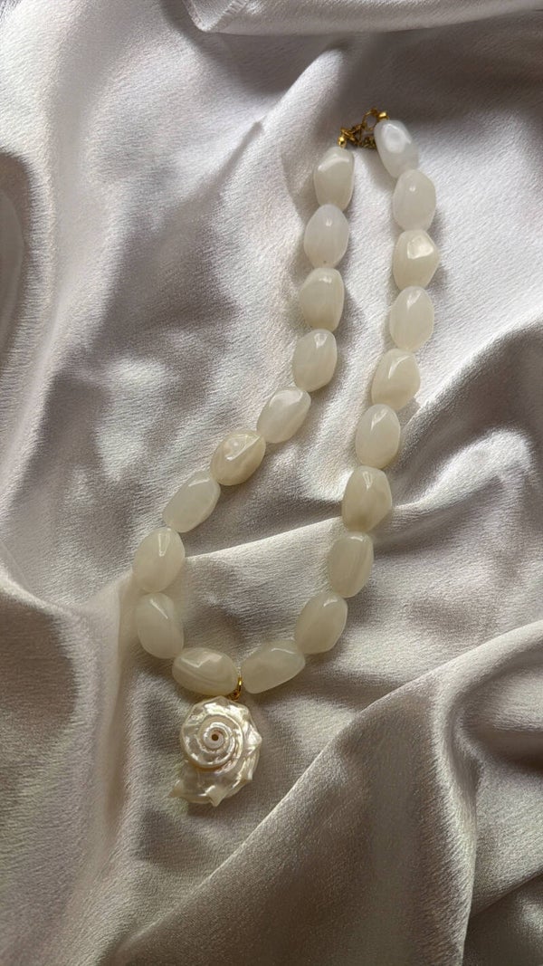 Natural Seashell Necklace