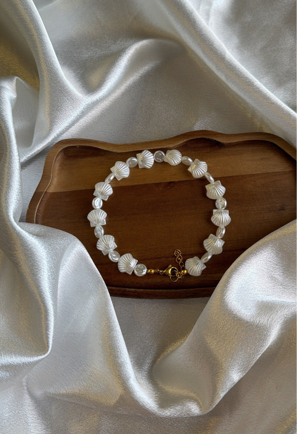 Island Shell Anklet