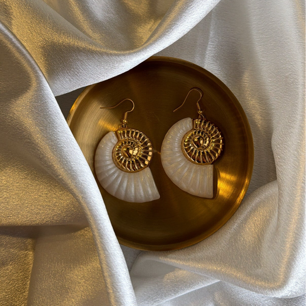 Golden Shell Earrings