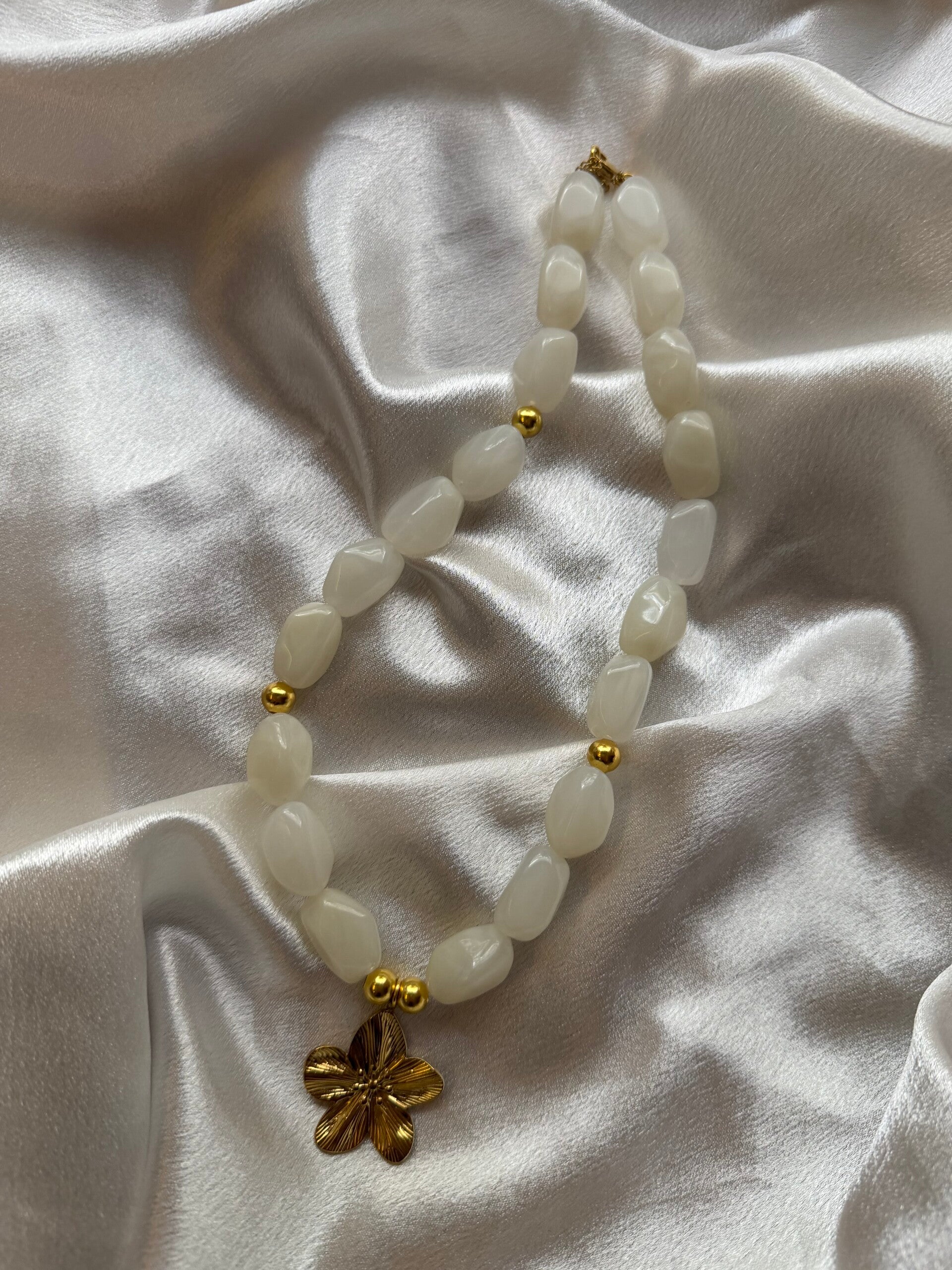 Camellia Beaded Necklace