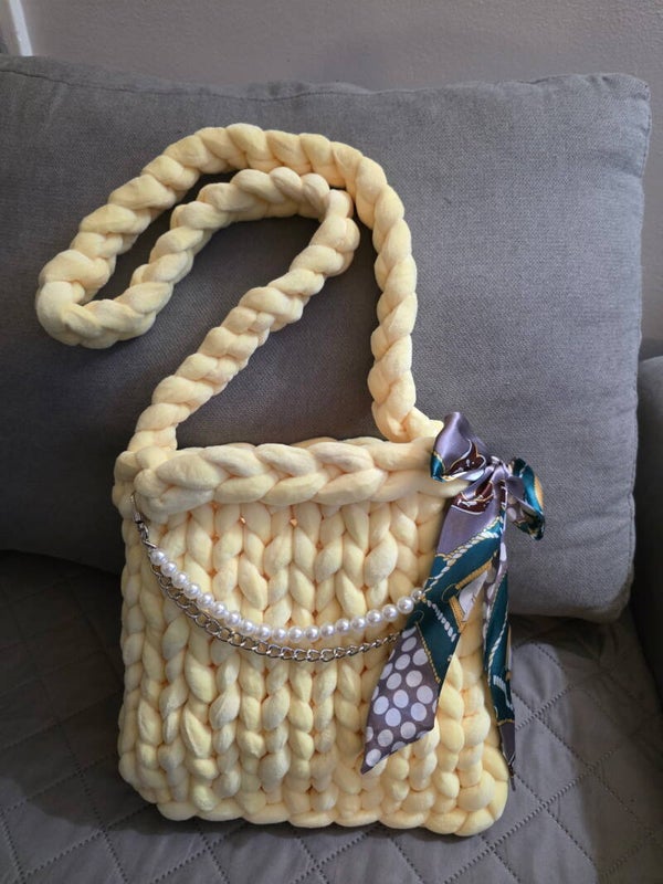 Medium Crochet Purse