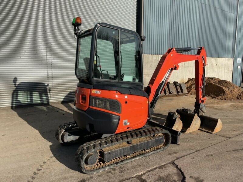Kubota U27-4 – 2,7 T